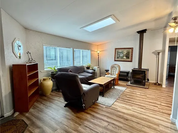 9065 Steele Creek Loop NE, Bremerton, WA 98311