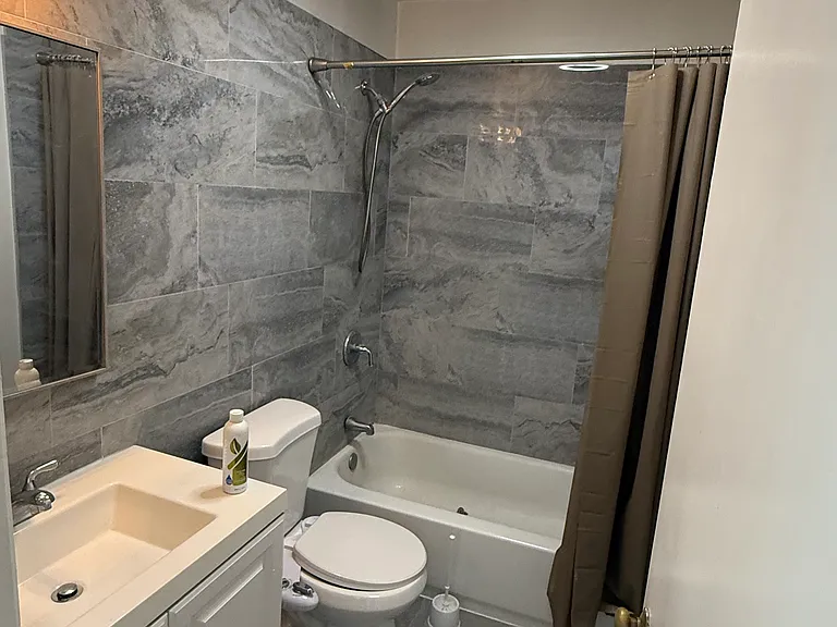 235 Village Green Ln — Photo 31