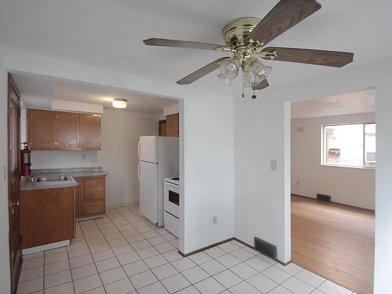 408 South Ave #A — Photo 5
