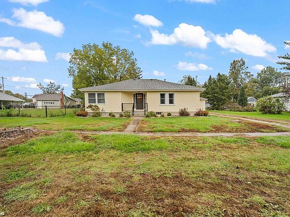 2nd image of 717 5th St