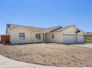 1525 Wrangler Ln, Fernley, NV 89408