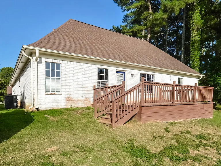 4485 Nicholas Ln — Photo 17