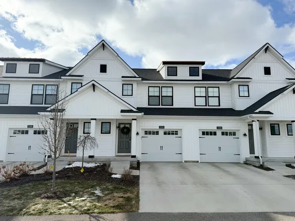 3388 Windborne Ln #22, Jenison, MI 49428