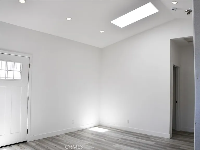 994 Valencia St #101 — Photo 12