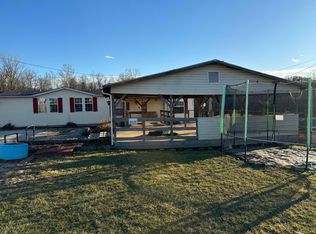 14753 State Route 37 E, Crooksville, OH 43731