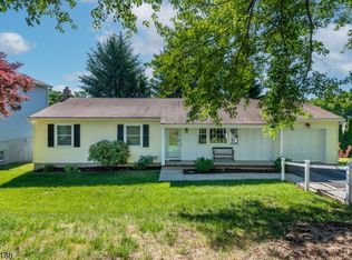 114 Mountain Rd, Rockaway Twp., NJ 07866