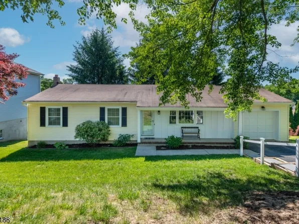 114 Mountain Rd, Rockaway Twp., NJ 07866