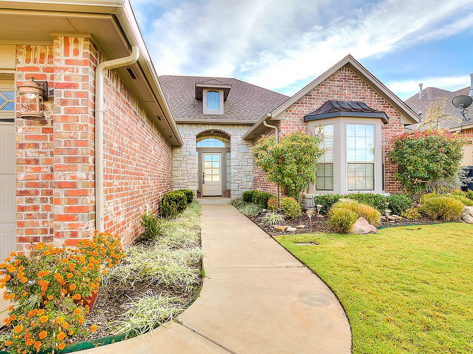 1st image of 17804 Griffin Gate Dr