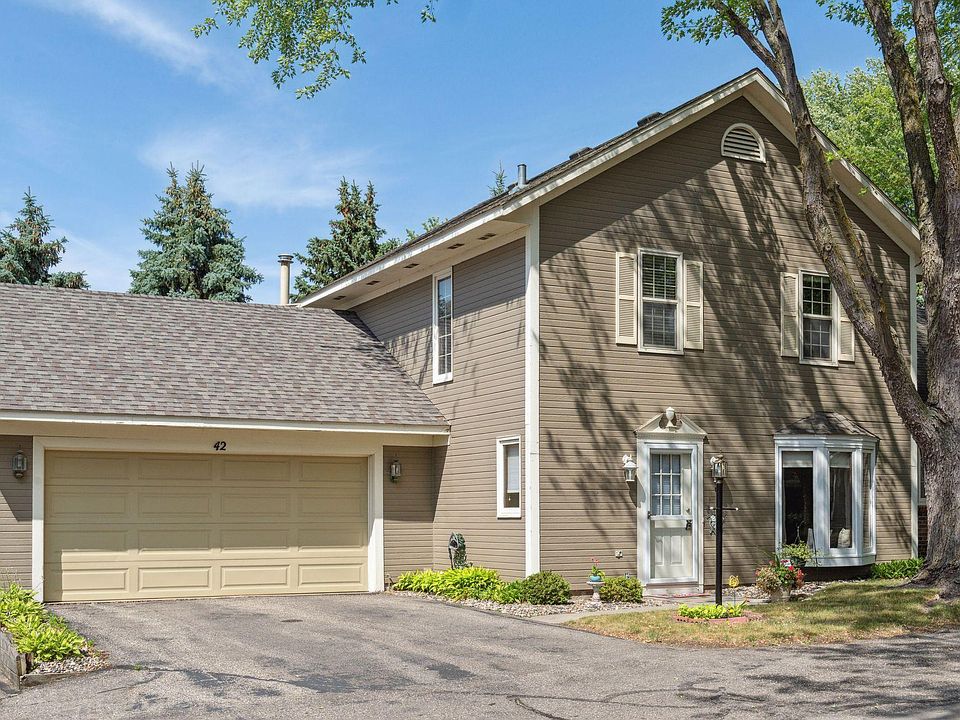 1st image of 42 Somerset Dr #42
