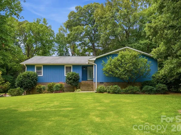 214 Griffin Ln, Marshville, NC 28103