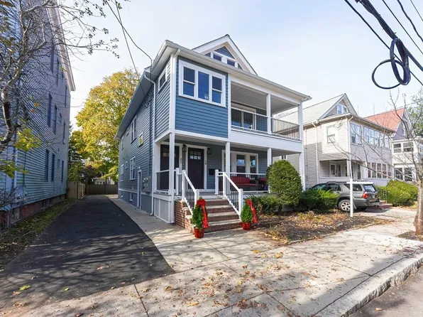 19 Magoun St #1, Cambridge, MA 02140