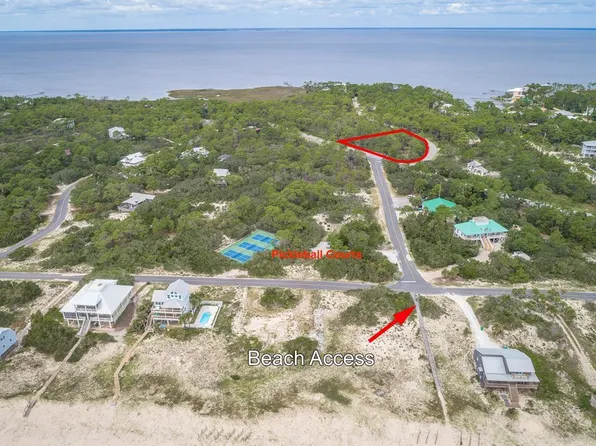 1287 Avocet Ln, Eastpoint, FL 32328