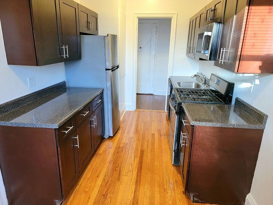 1st image of 1 East Ave #5