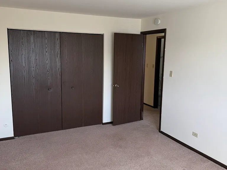 15714 Lake Dr #2-B — Photo 12