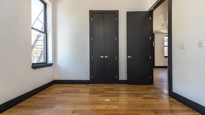 Rented by Nooklyn NYC LLC | media 28