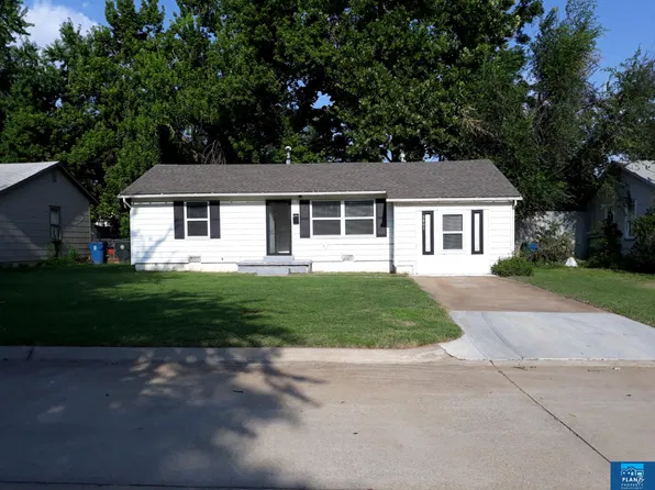 3501 N Holman Ct, Midwest City, OK 73110