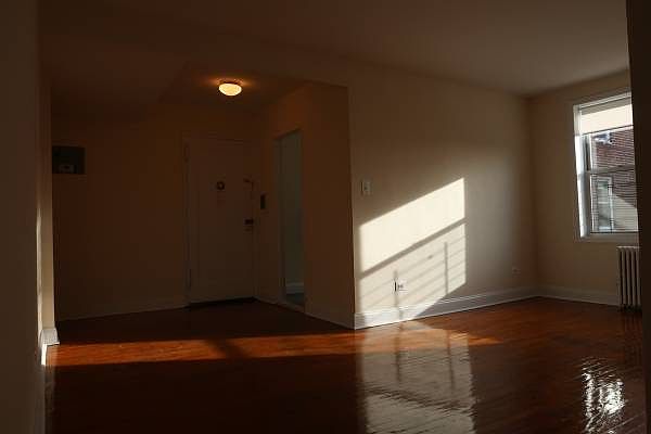 2nd image of 2076 20th Ln APT 5A