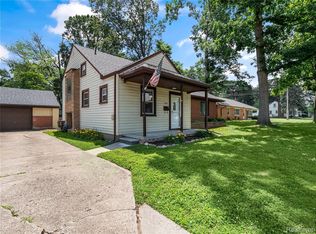 31541 Marquette St, Garden City, MI 48135