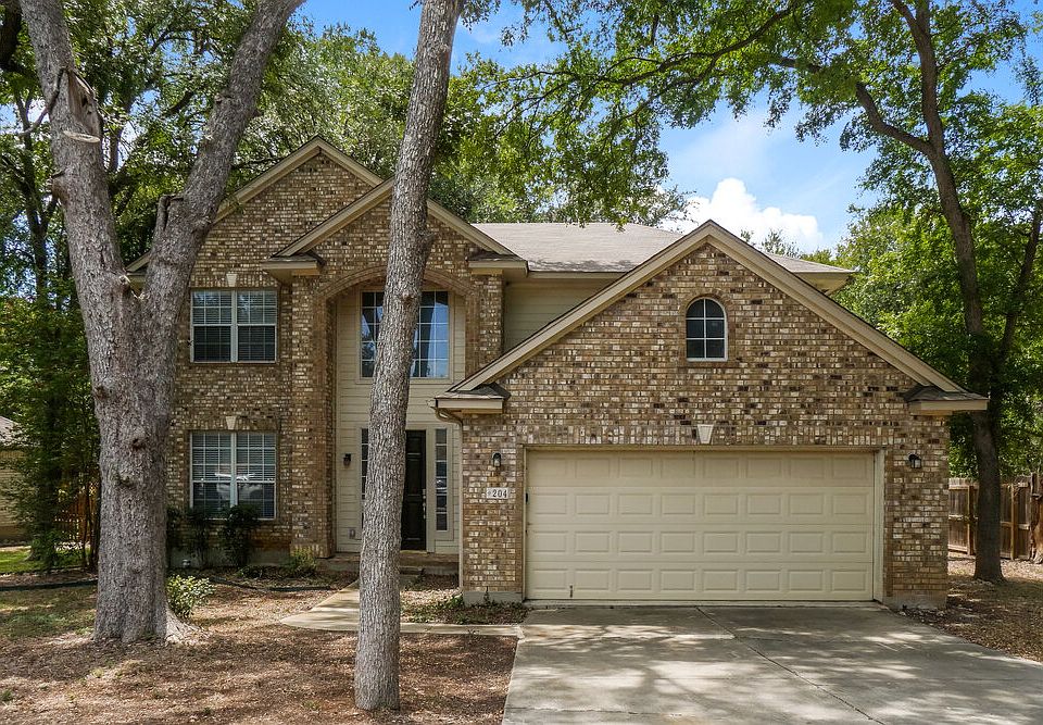 1st image of 204 Nandina Ct
