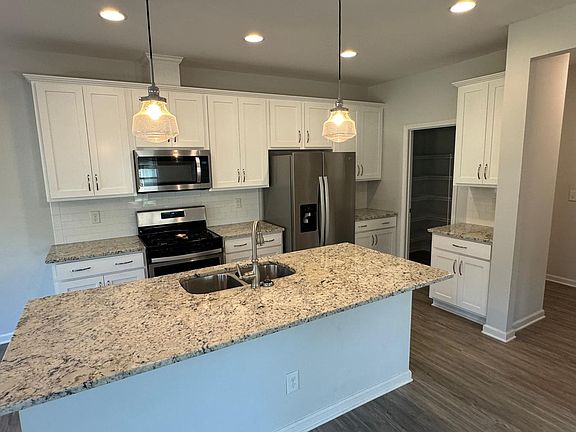 5th image of 1043 Flagler St