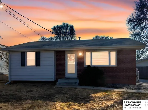 4345 Judson St, Lincoln, NE 68504