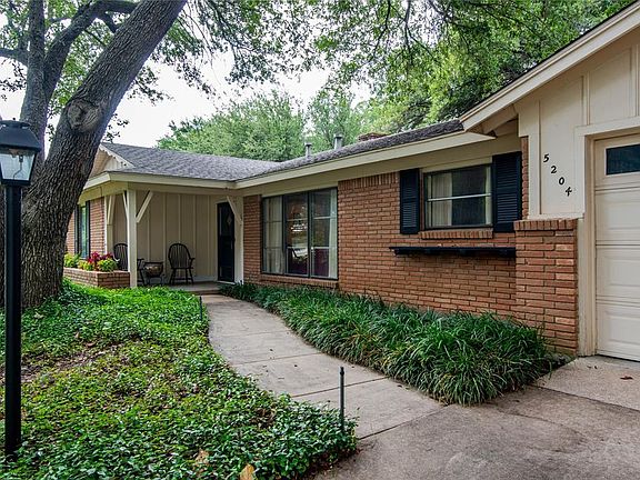 3rd image of 5204 Briarwood Ln