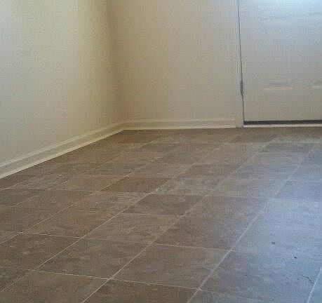4th image of 200 McDaniel Dr APT 2