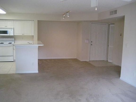 5th image of 1195 Wildwood Lakes Blvd APT 101