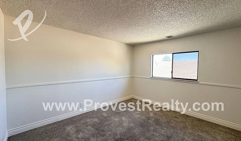 13000 Norfolk Ln — Photo 32