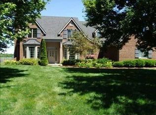 6228 S Hunters Run, Pendleton, IN 46064