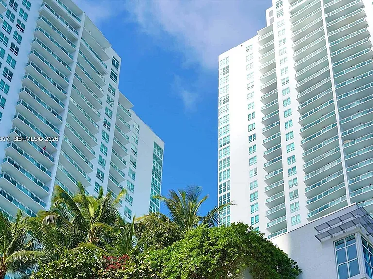 951 Brickell Ave #1808 — Photo 1
