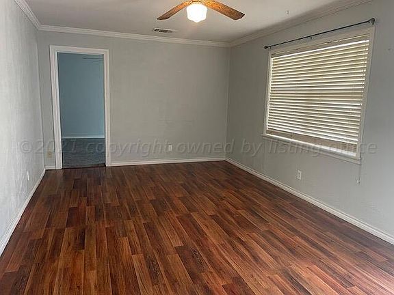 3rd image of 117 N Nelson St