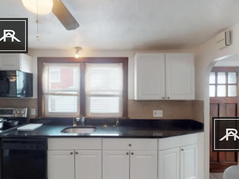 199 Hurley St — Photo 1