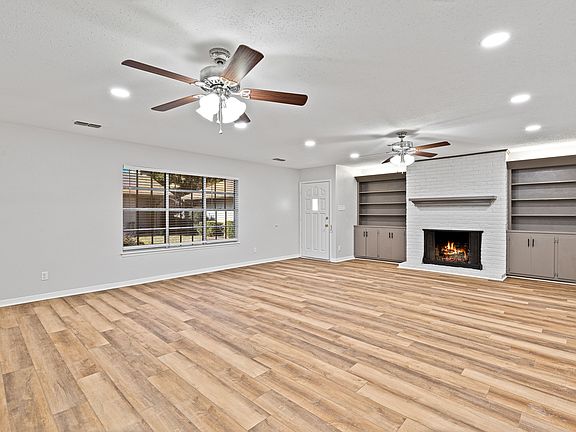 5th image of 300-302 Eden Dr #Bbcc302