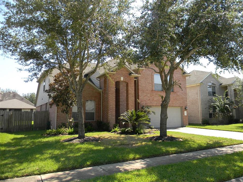 1st image of 10106 Erin Glen Way