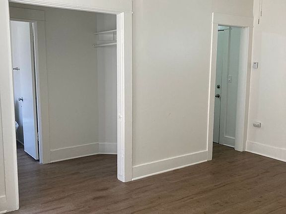 3rd image of 1151 Daisy Ave APT 16