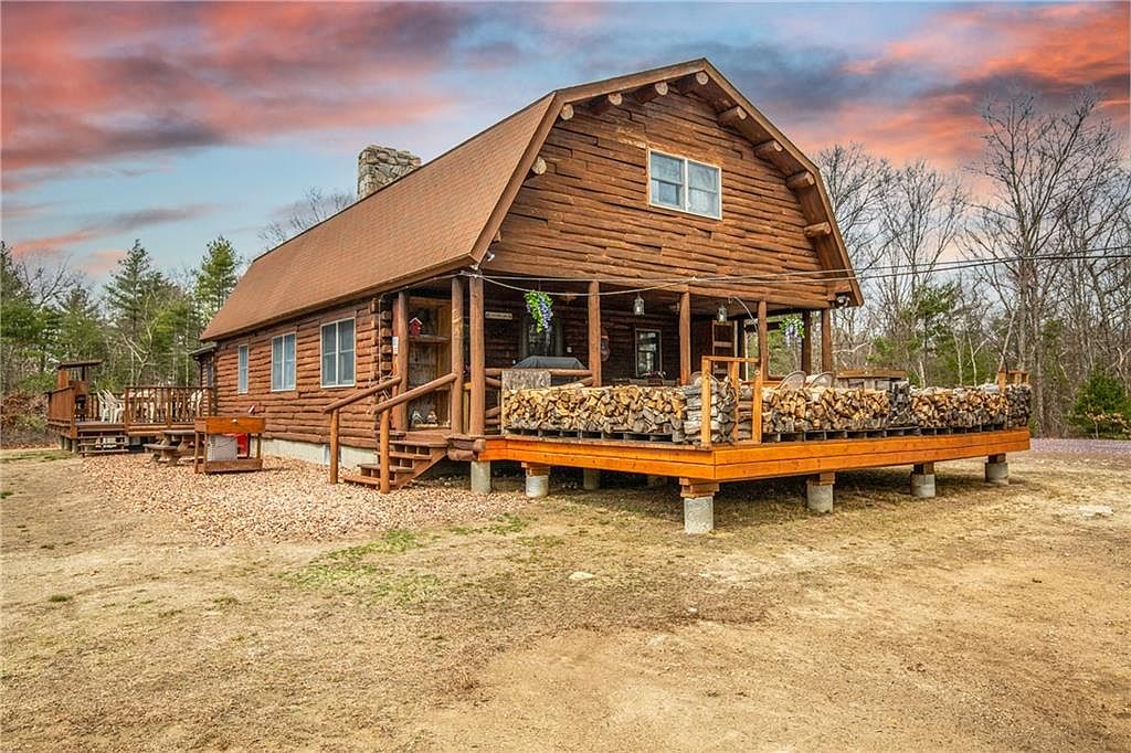 445 Maureen Cir, Burrillville, RI 02839 Zillow