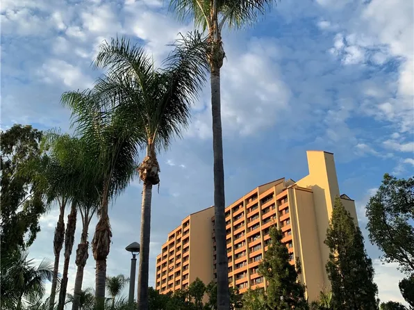 24055 Paseo Del Lago Unit 411, Laguna Woods, CA 92637
