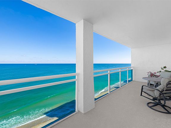 3rd image of 3900 Galt Ocean Drive #1017