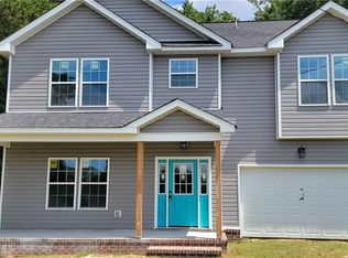 641 Gallbush Rd, Chesapeake, VA 23322