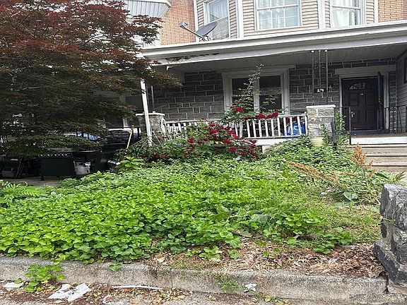 2nd image of 19 W Rockland St