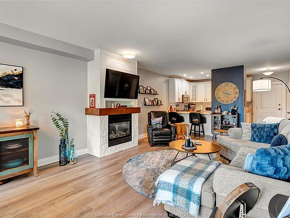 2nd image of 34 Boblo Island Blvd #103