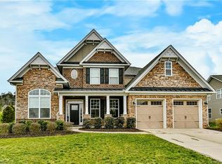 9136 Longvale Ln, Charlotte, NC 28214