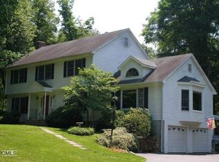 45 Summer View Dr, Monroe, CT 06468