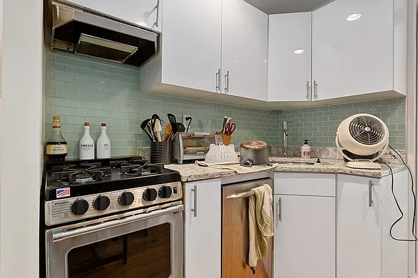 Rented by MNS | media 15