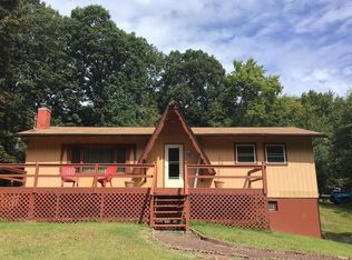 348 Wild Acres Dr, Dingmans Ferry, PA 18328
