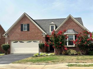 300 Stonewall Jackson Blvd, Staunton, VA 24401