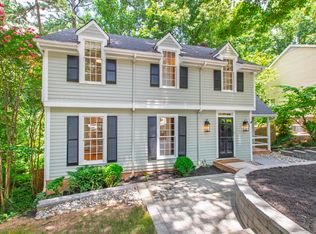 1105 Blenheim Dr, Raleigh, NC 27612