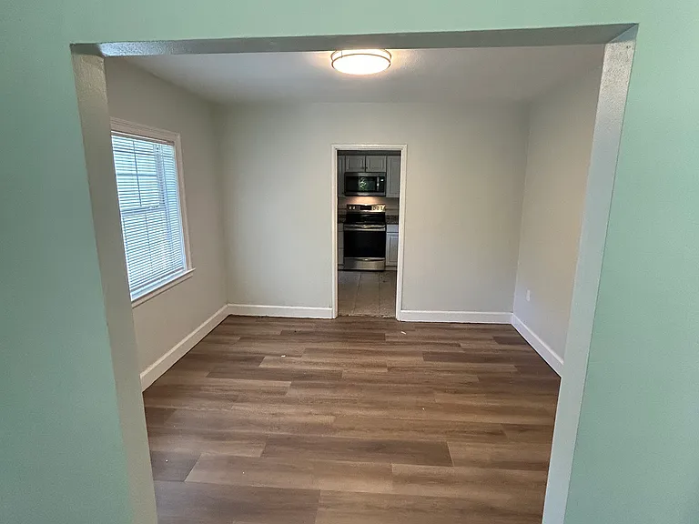 405 Gulfwood Dr — Photo 3