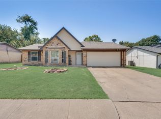 220 E Grubb Dr, Mesquite, TX